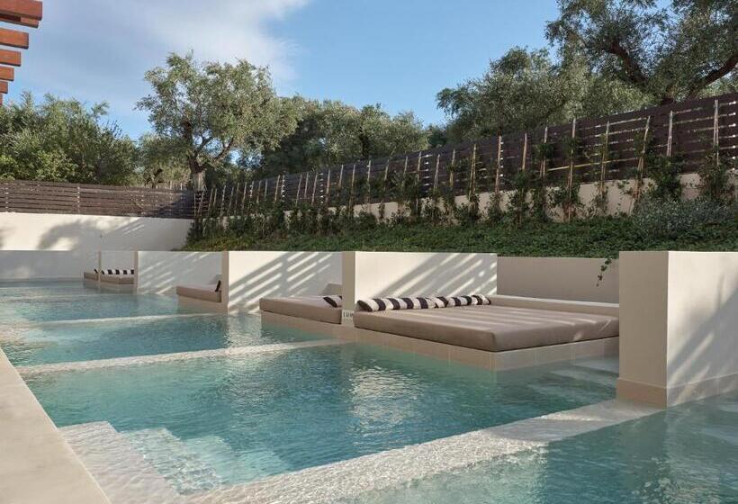 Полулюкс, Castelli Hotel Adults Only