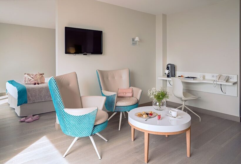 Люкс Вид на Море, De La Baie  Thalassotherapie Previthal