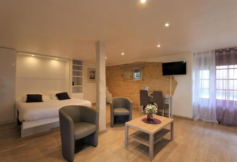 Номер Стандарт, Hôtel De La Ferme Lamy