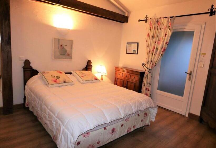 Номер Стандарт, Hôtel De La Ferme Lamy