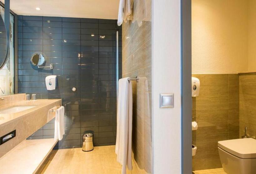 اتاق استاندارد با بالکن و چشم‌انداز دریا, Tui Blue Seno   Adults Only
