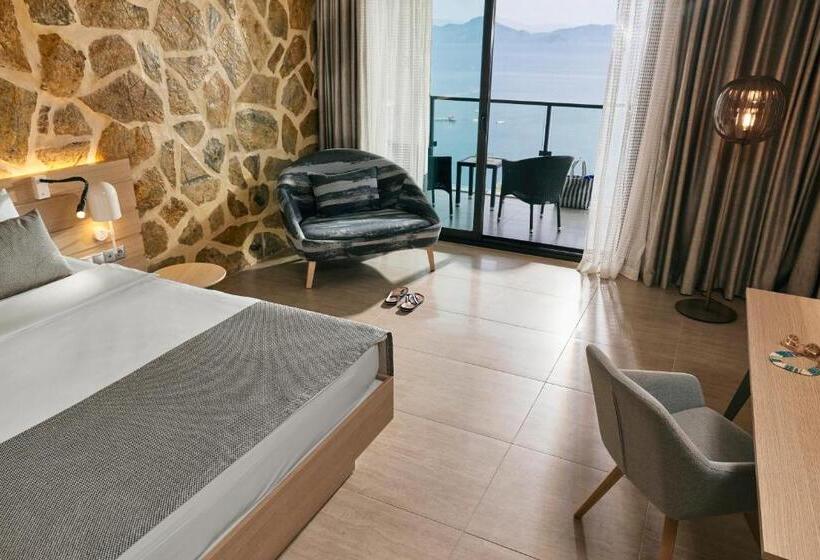 اتاق استاندارد با بالکن و چشم‌انداز دریا, Tui Blue Seno   Adults Only