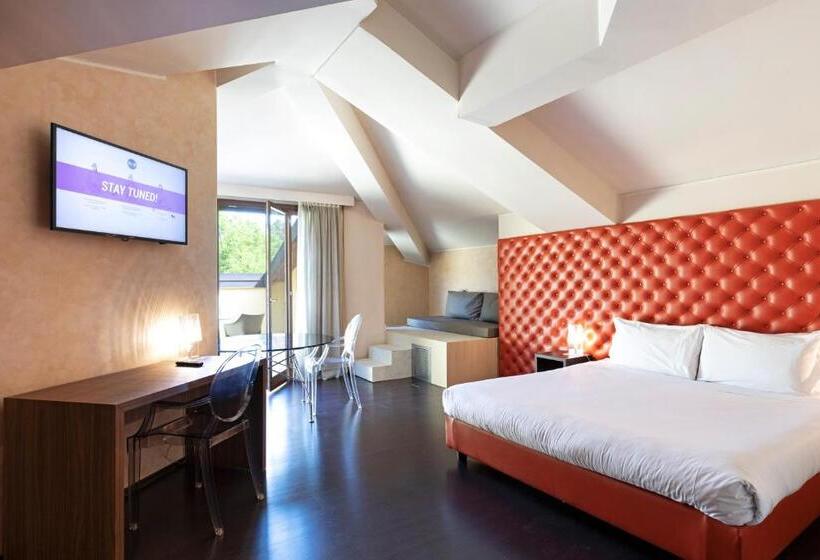 Люкс, B&b Hotel Malpensa Lago Maggiore