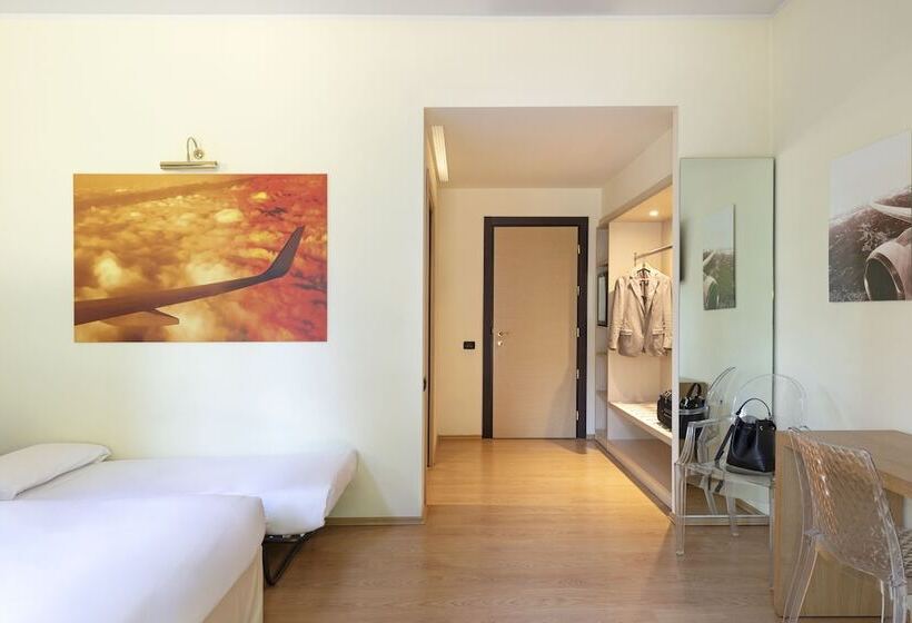 Номер Стандарт Трехместный, B&b Hotel Malpensa Lago Maggiore