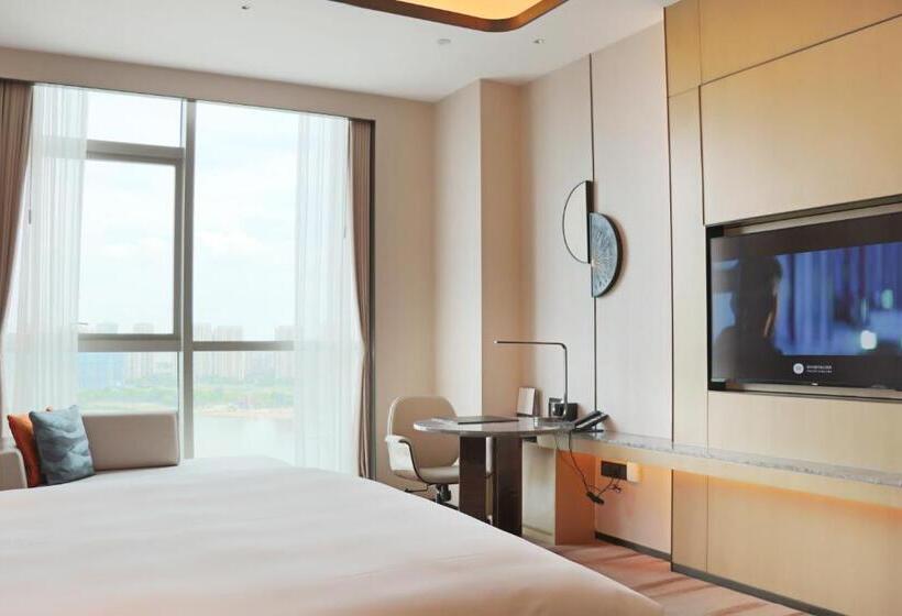 Номер Executive, Pullman Suzhou Taicang