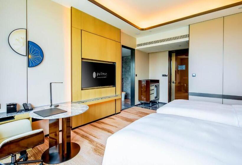 Номер Superior Вид на Город, Pullman Suzhou Taicang