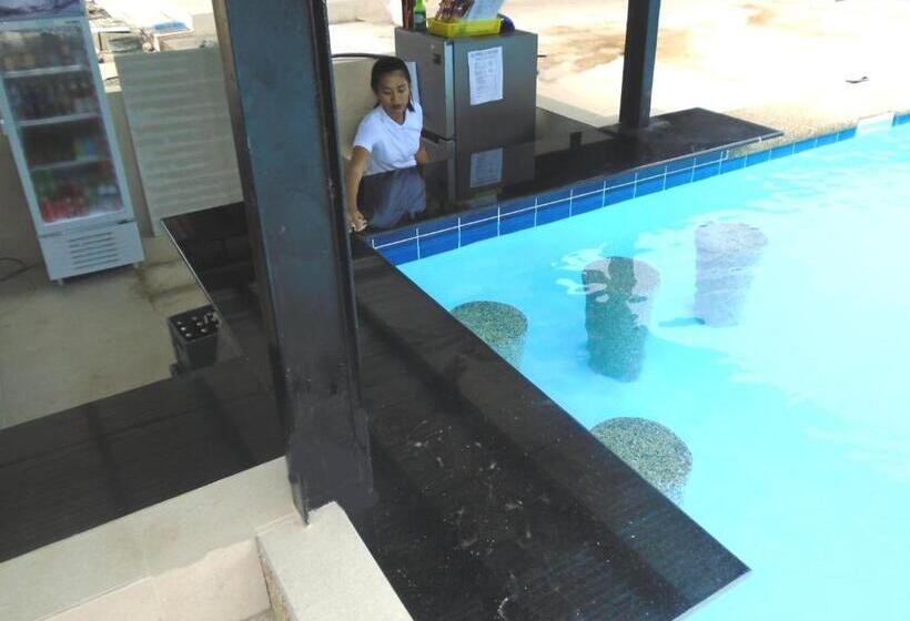 سوئیت با تخت بزرگ, Bohol Jewel Resort