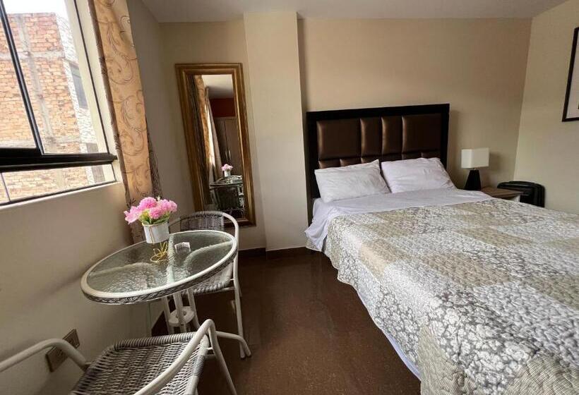 اتاق اکونومی, Antara Hostal