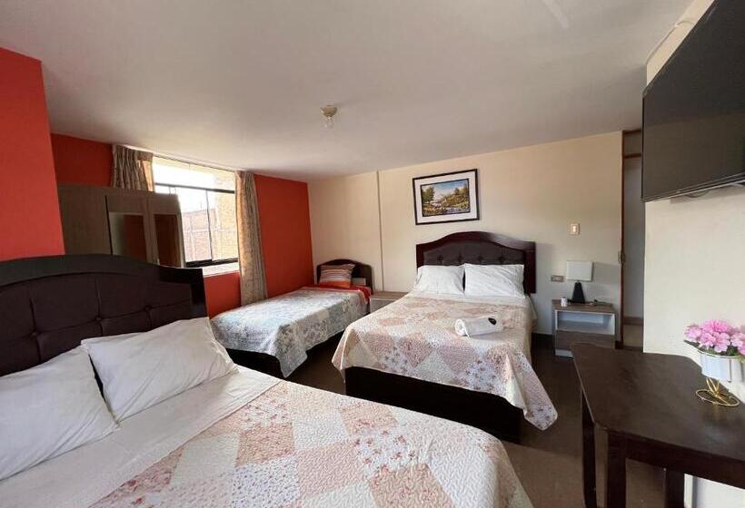 اتاق کلاسیک سه تخته, Antara Hostal