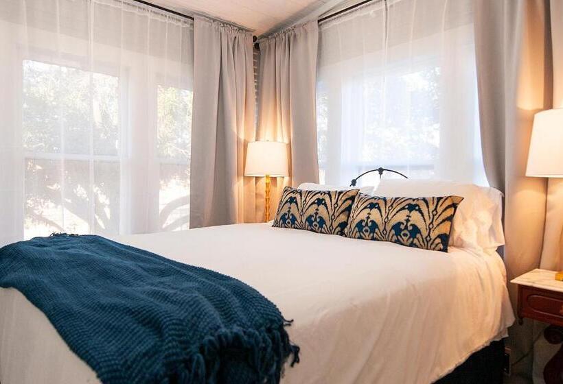 Люкс Повышенной Комфортности, Dabbs Hotel Bed And Breakfast