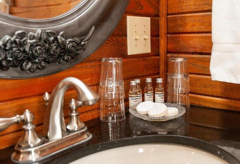 Люкс Повышенной Комфортности, Dabbs Hotel Bed And Breakfast