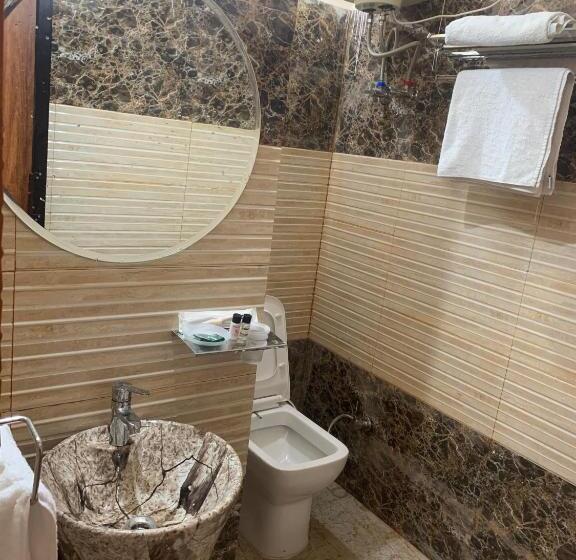 جناح عائلي, Creek Forest  Riverside Boutique Resort