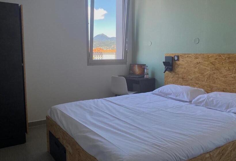 اتاق استاندارد, Auberge De Jeunesse Hi Clermont Ferrand