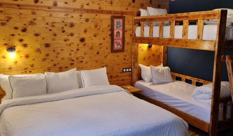 Chambre Quadruple Standard, Maurice Bonjean