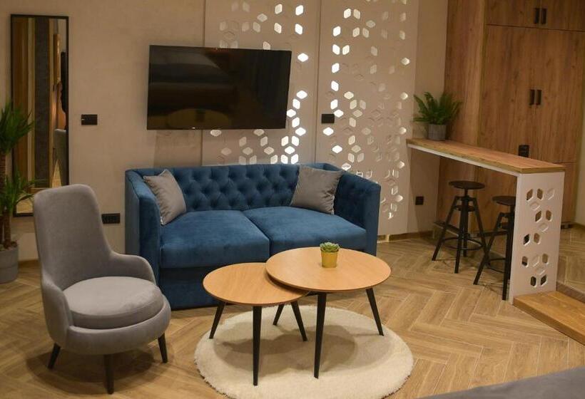 اتاق استاندارد با وان آب گرم, Corso Rooms City Centre