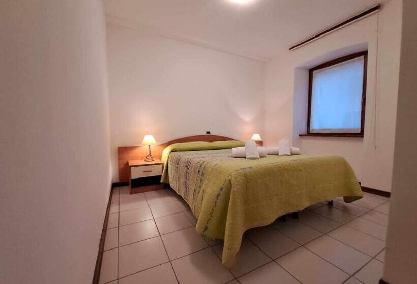 Номер Стандарт Трехместный, Albergo Martina