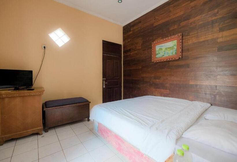 Номер Superior, Pelangi Homestay Bedugul Redpartner