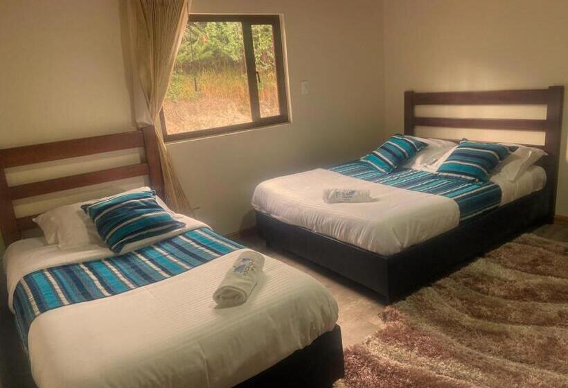 Quarto Familiar Deluxe, Rocamonti