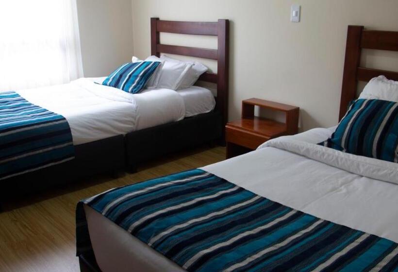 Quarto Familiar Deluxe, Rocamonti