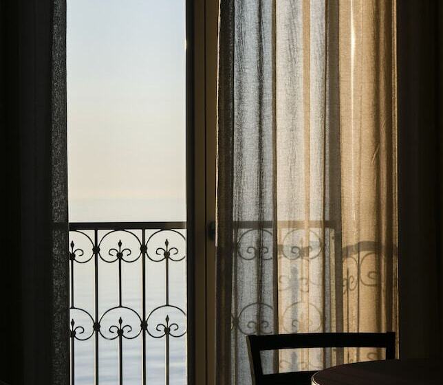 اتاق استاندارد, Windsor