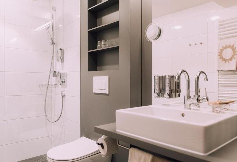 Quarto Estandar, Naturhotel Chesa Valisa