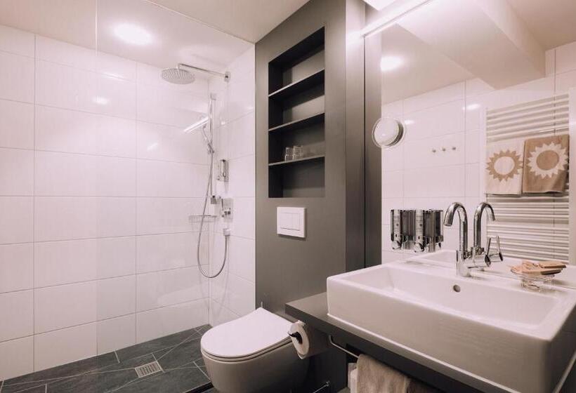 Quarto Estandar, Naturhotel Chesa Valisa