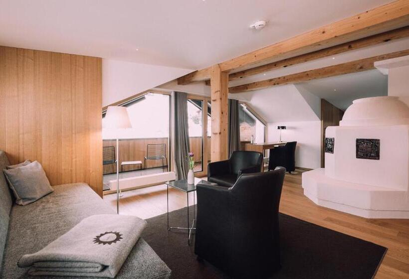 Полулюкс с Балконом, Naturhotel Chesa Valisa
