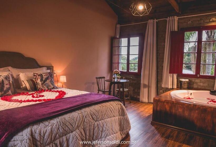 자쿠지 스위트, Casa Vêneto  Vale Dos Vinhedos