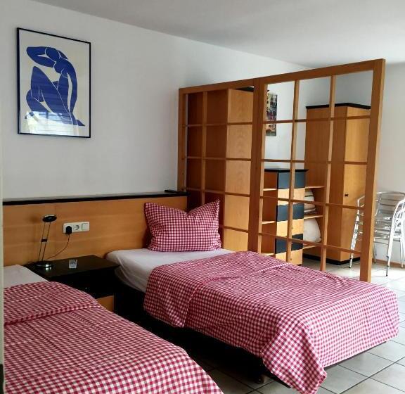 Апартаменты 1 Спальня с Балконом, Apartmenthaus Home24