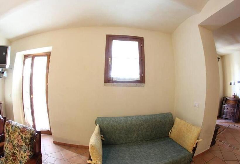 شقة غرفة واحدة مطلة على حمام السباحة, Residence Il Vigneto