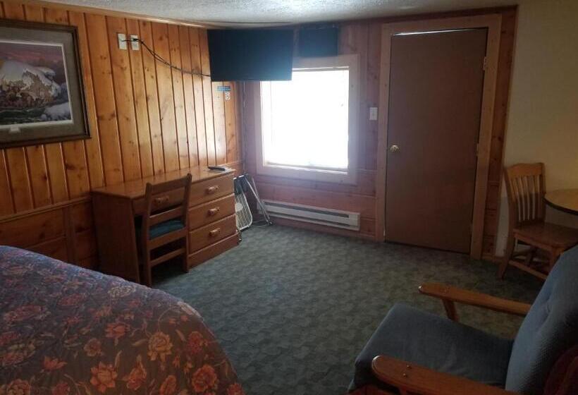 Люкс, Westwood Motel