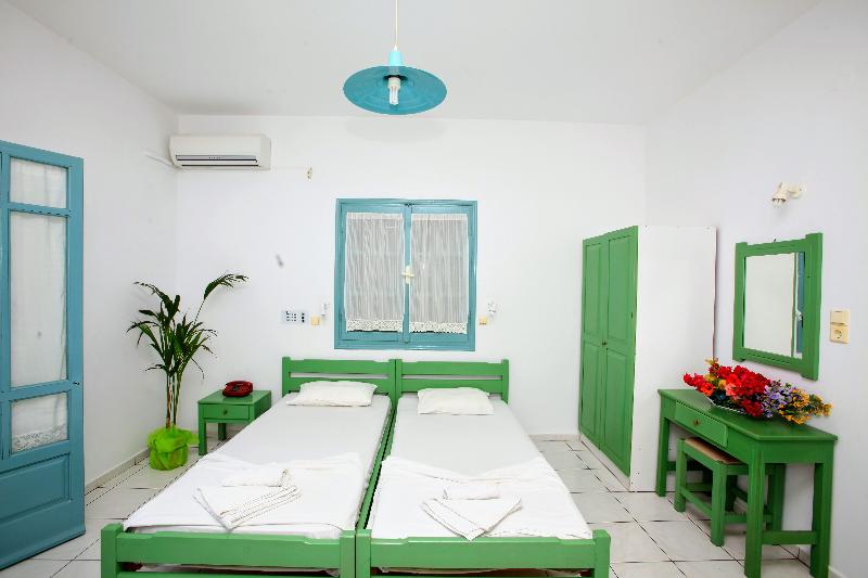 استودیوی استاندارد, Anatoli Apartments
