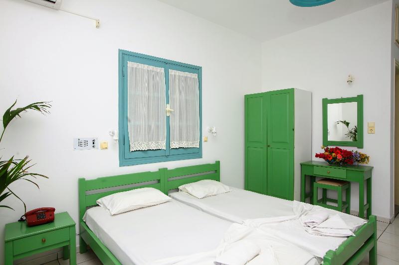 استودیوی استاندارد, Anatoli Apartments