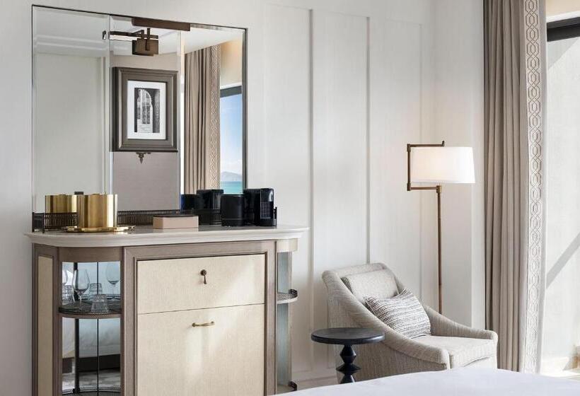 스탠다드 룸 킹사이즈 침대, The St. Regis La Bahia Blanca Resort   Tamuda Bay