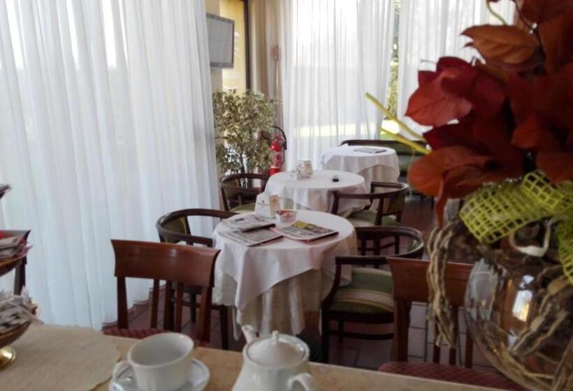 חדר סטנדרט יחיד, Corte Degli Estensi