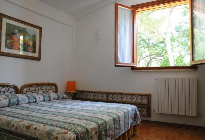 Quarto Standard Banheira Exterior, Villa Sibilla