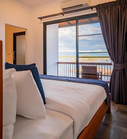 اتاق استاندارد در طبقه همکف, The Riviera Champasak