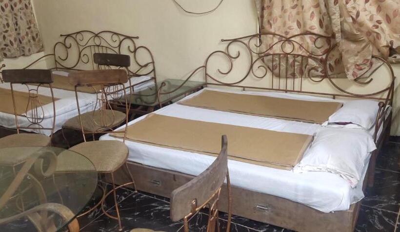 Семейный Номер Deluxe, Bungalow Resort Panorama Matheran