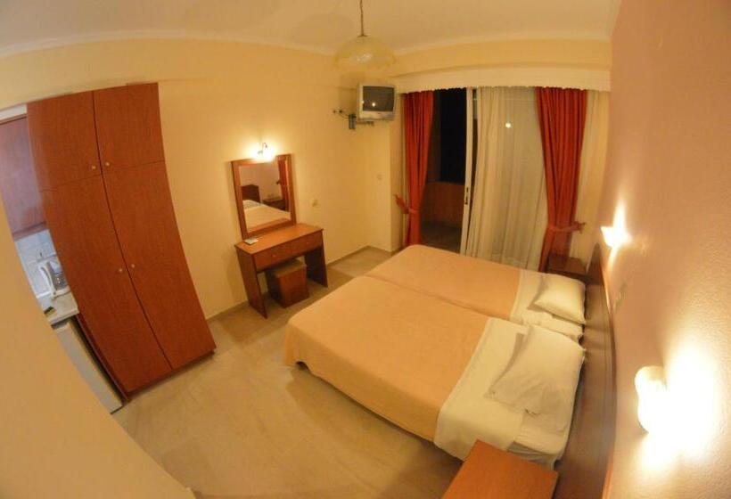 استودیوی استاندارد با چشم‌انداز دریا, Lido Sofia Holidays