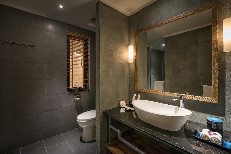 سوئیت پریمیوم, Bespoke Trendy Hotel Hanoi