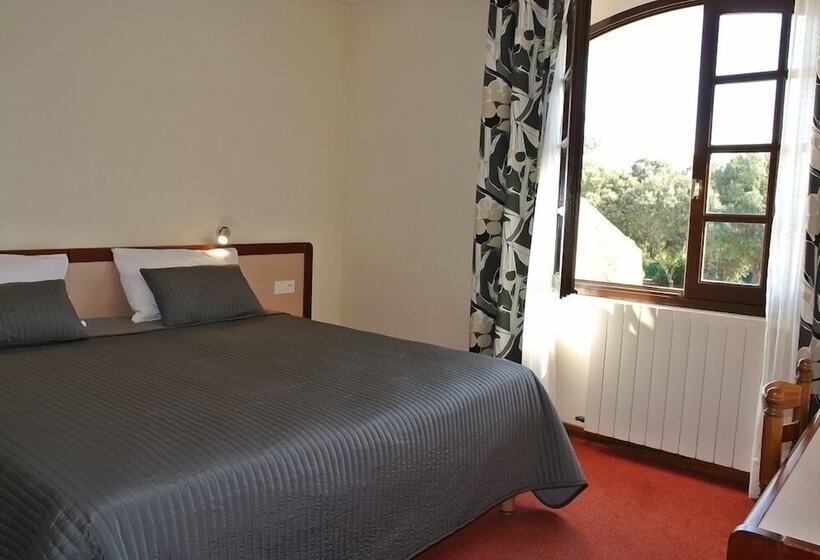 Номер Стандарт с Террасой, Hôtel Côté Ventoux