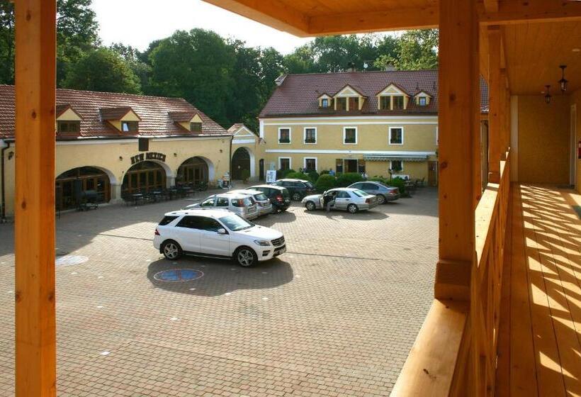 Четырехместный Номер Superior, Resort Stein