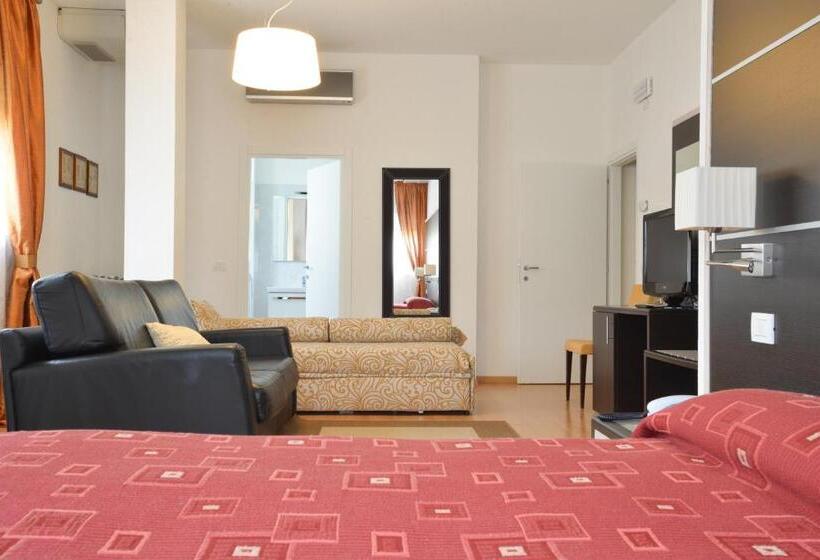 デラックスの４人部屋, Venezia
