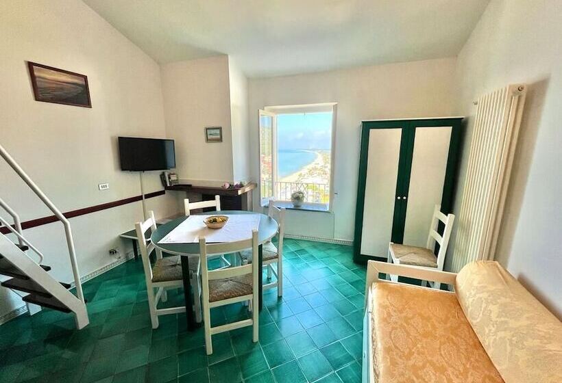 استودیوی استاندارد, Florenza Residence