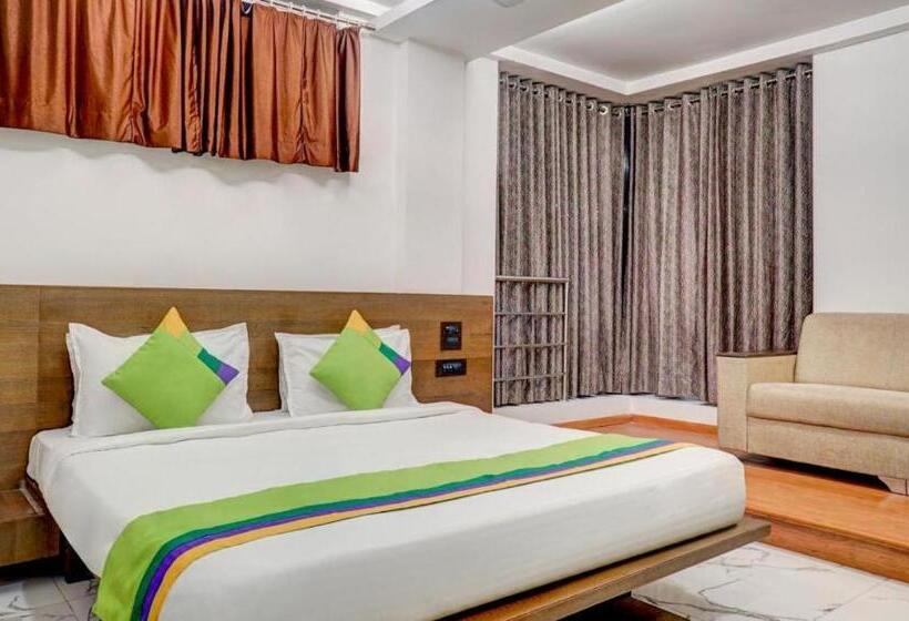 Номер Superior Кровать Кинг, Shivas Inn