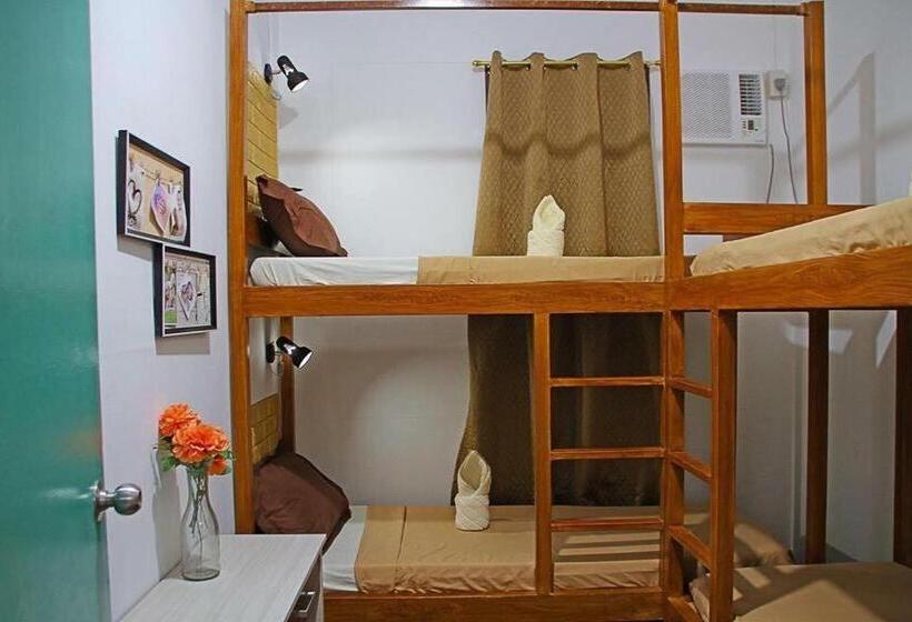 标准四人间共用浴室, Prim Travellers Inn
