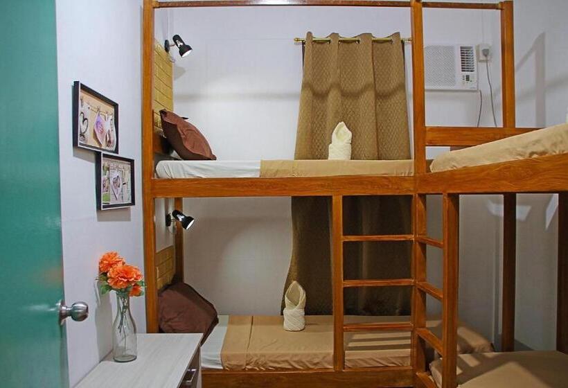 标准四人间共用浴室, Prim Travellers Inn