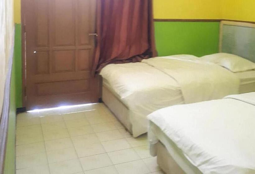 اتاق استاندارد, Ambar Tosari Homestay At Desa Wisata Bromo