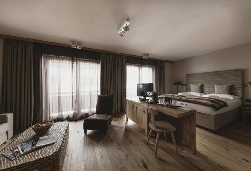 سوییت لوکس, Eco & Wellness Boutique Hotel Sonne