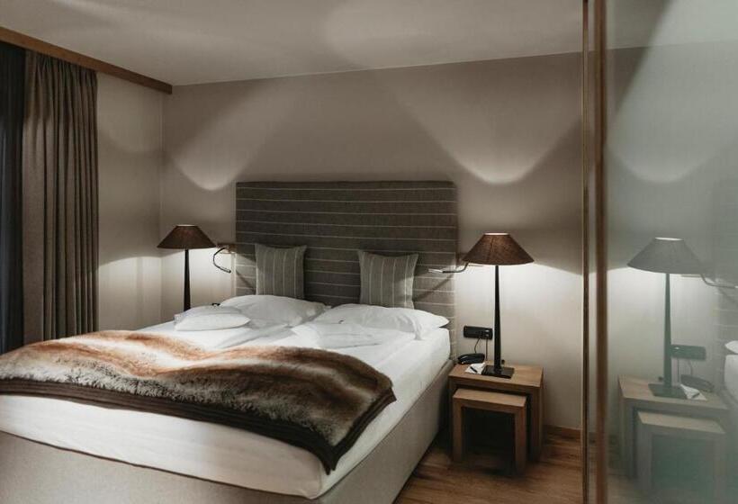 سوییت لوکس, Eco & Wellness Boutique Hotel Sonne